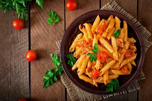 Red Sauce Pasta - 16 oz (Sun, 25th May)